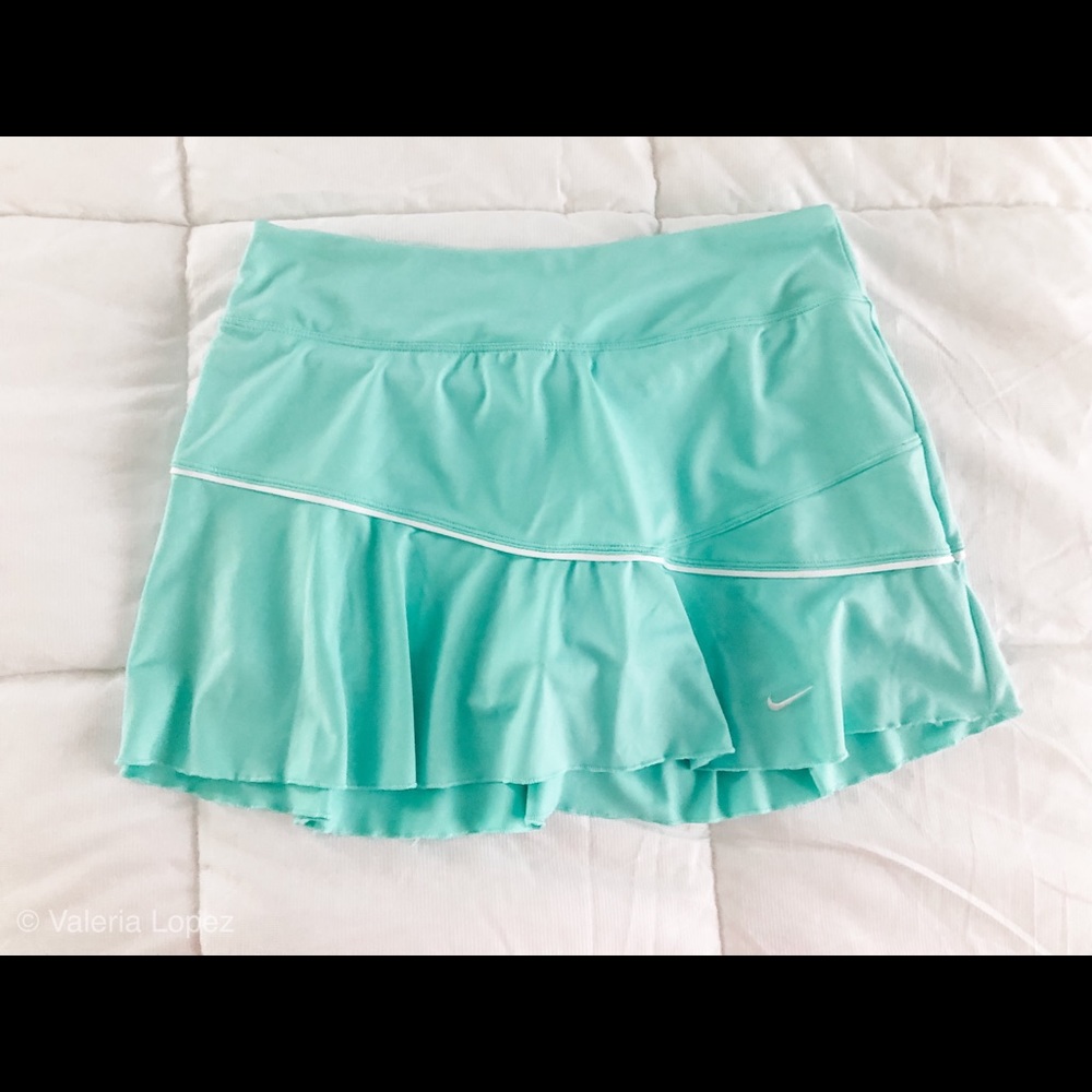 Nike tennis skirt